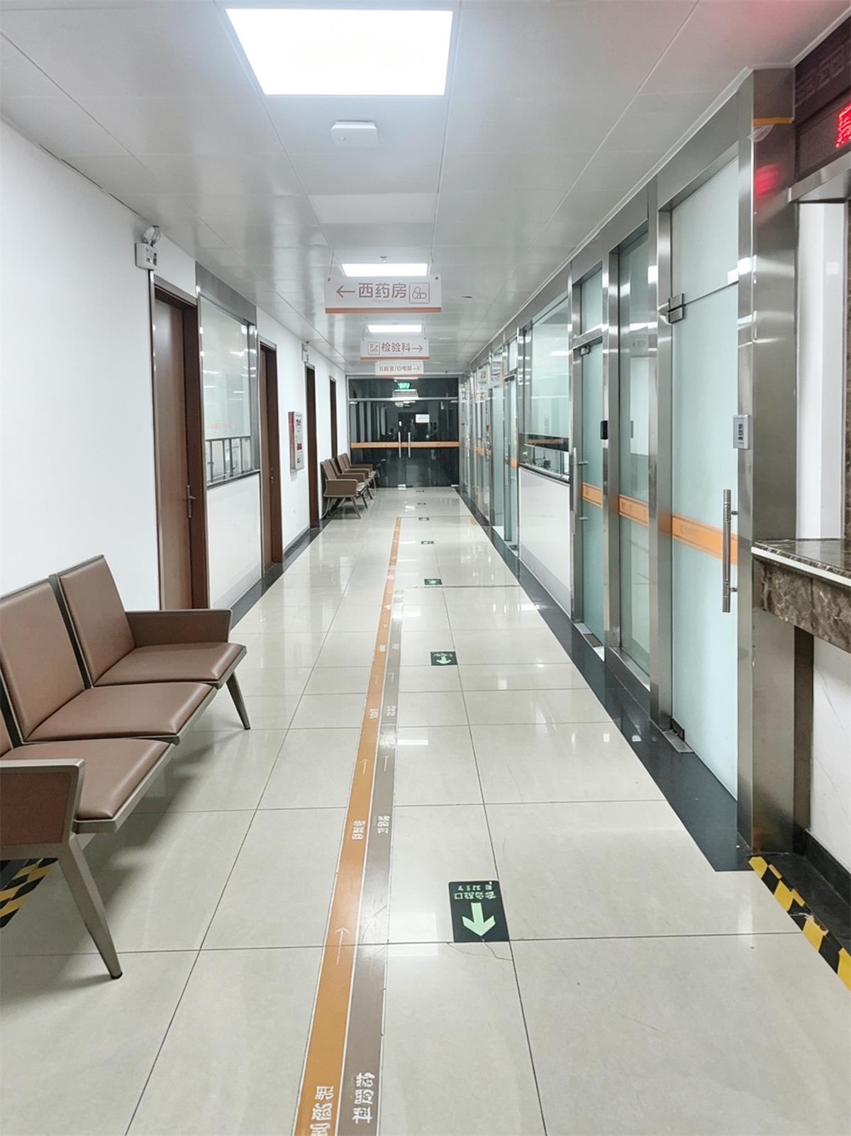 东四网点 · 走廊